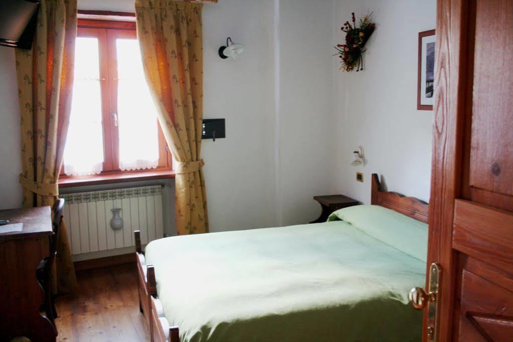 Chalet Chez Nous Oulx Zewnętrze zdjęcie
